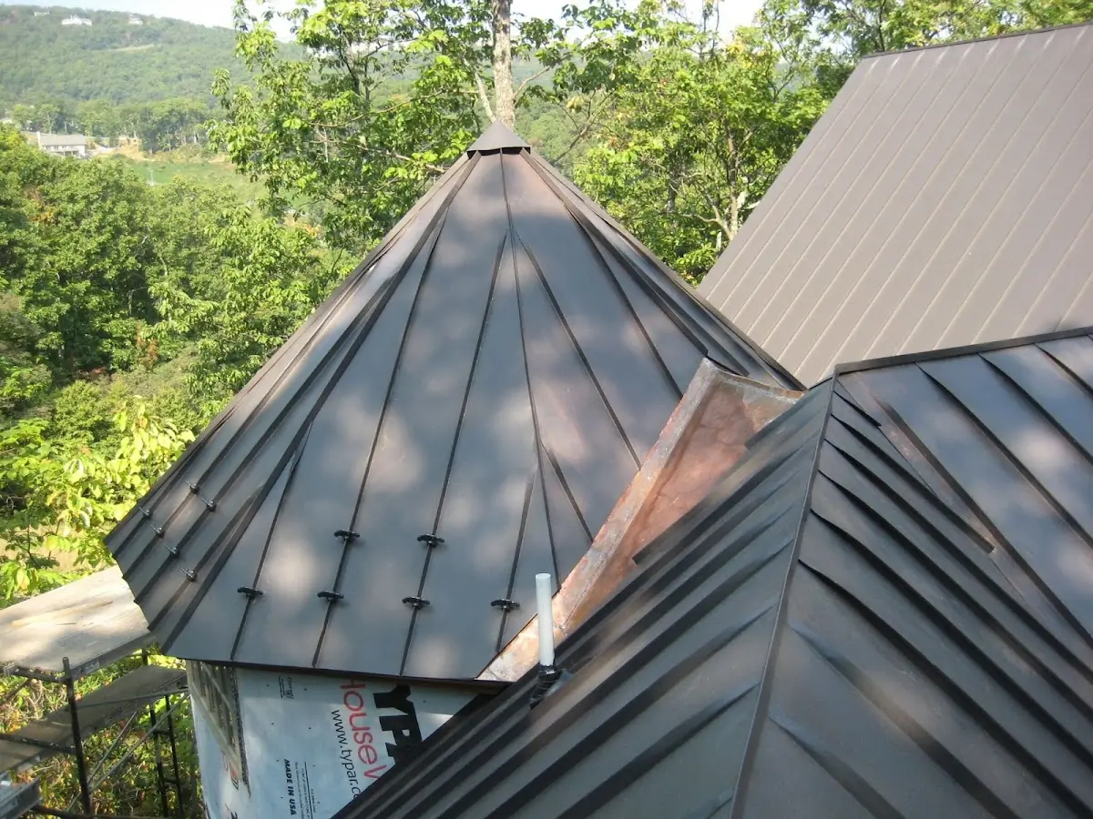 Professional Roof Tarp Installation by Craftsman Roofing in Perrywood